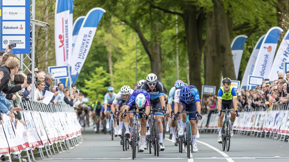 Ronde van Overijssel 2024 sprint Herbert Huizer