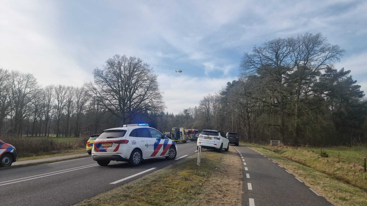 20250221 N737 Ongeval Enschede Traumahelikopter