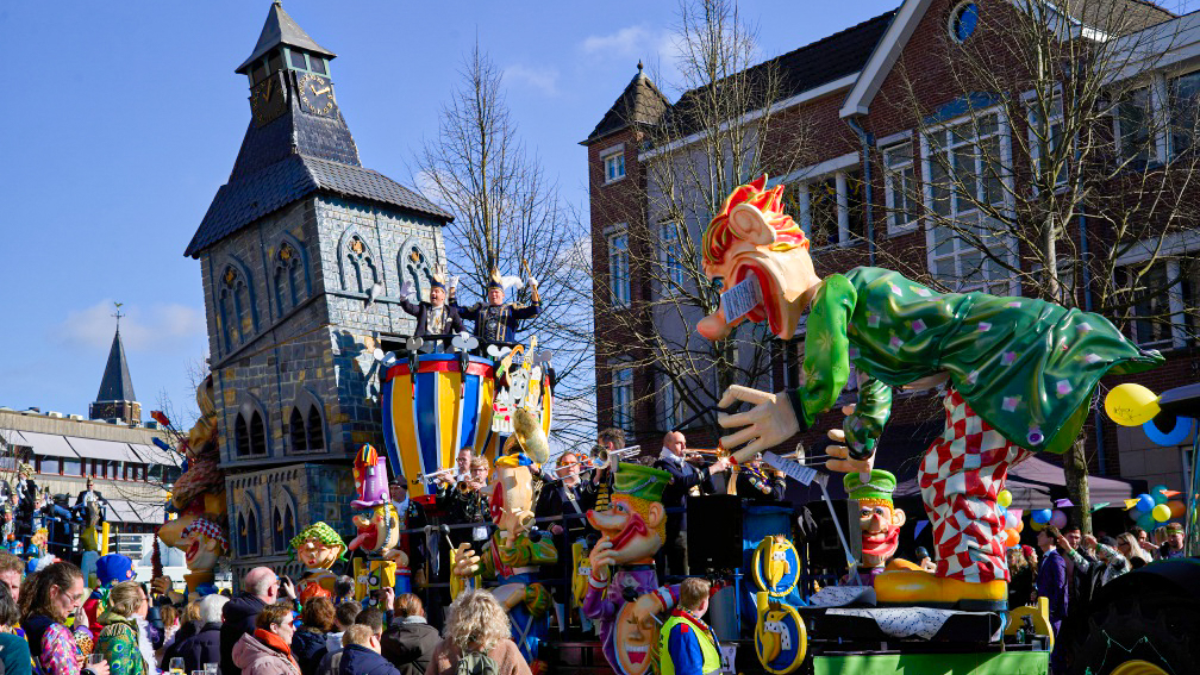 Carnaval Oldenzaal 14 c Ernst Bergboer