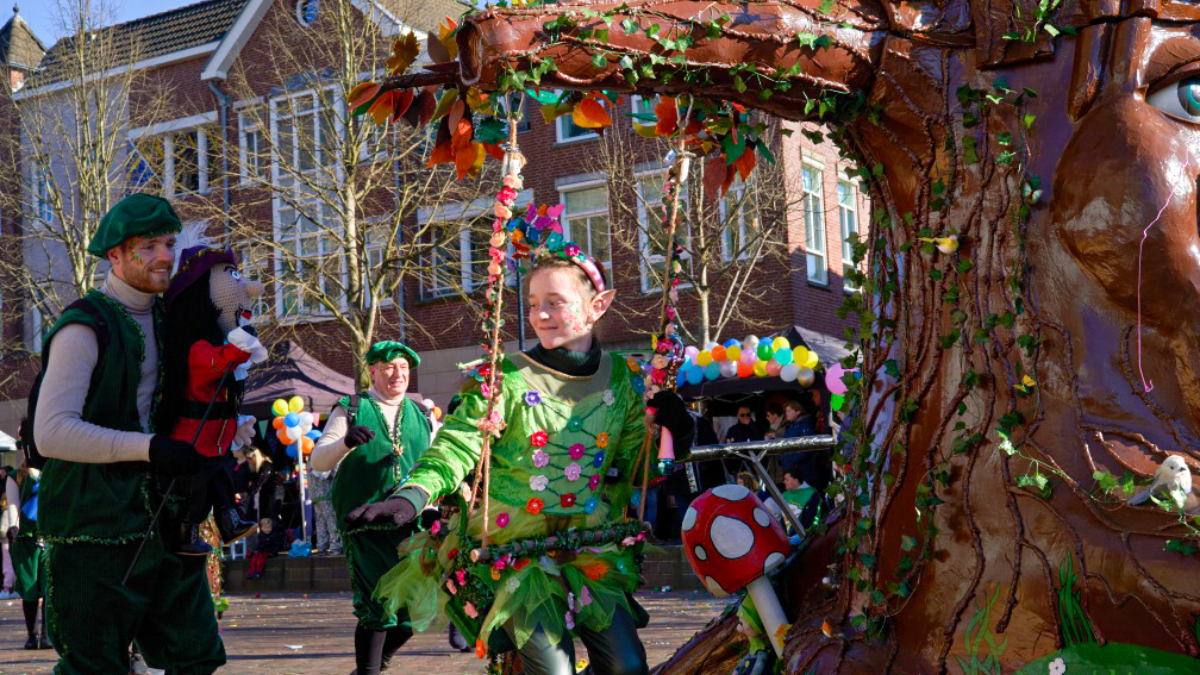 Carnaval Oldenzaal 30 c Ernst Bergboer