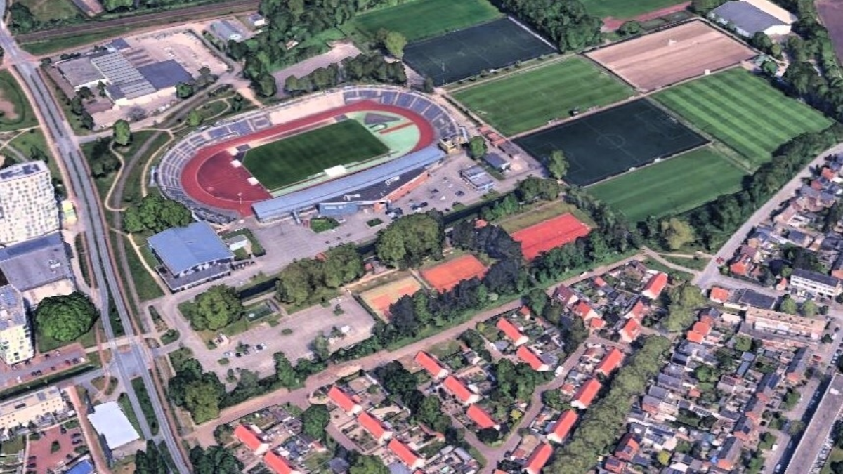 250422 google earth foto fbk stadion
