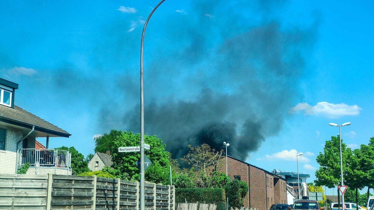 20250501 Gronau brand Alter Postweg News United Dennis Bakker
