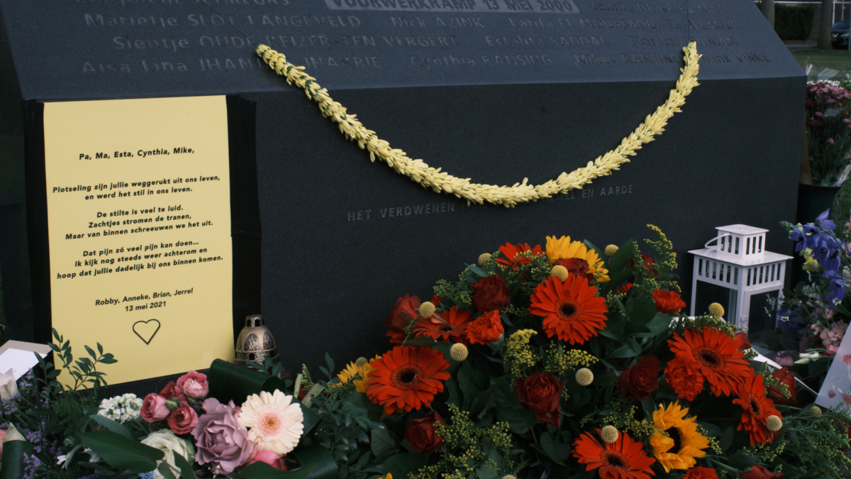 Monument vuurwerkramp Ernst Bergboer