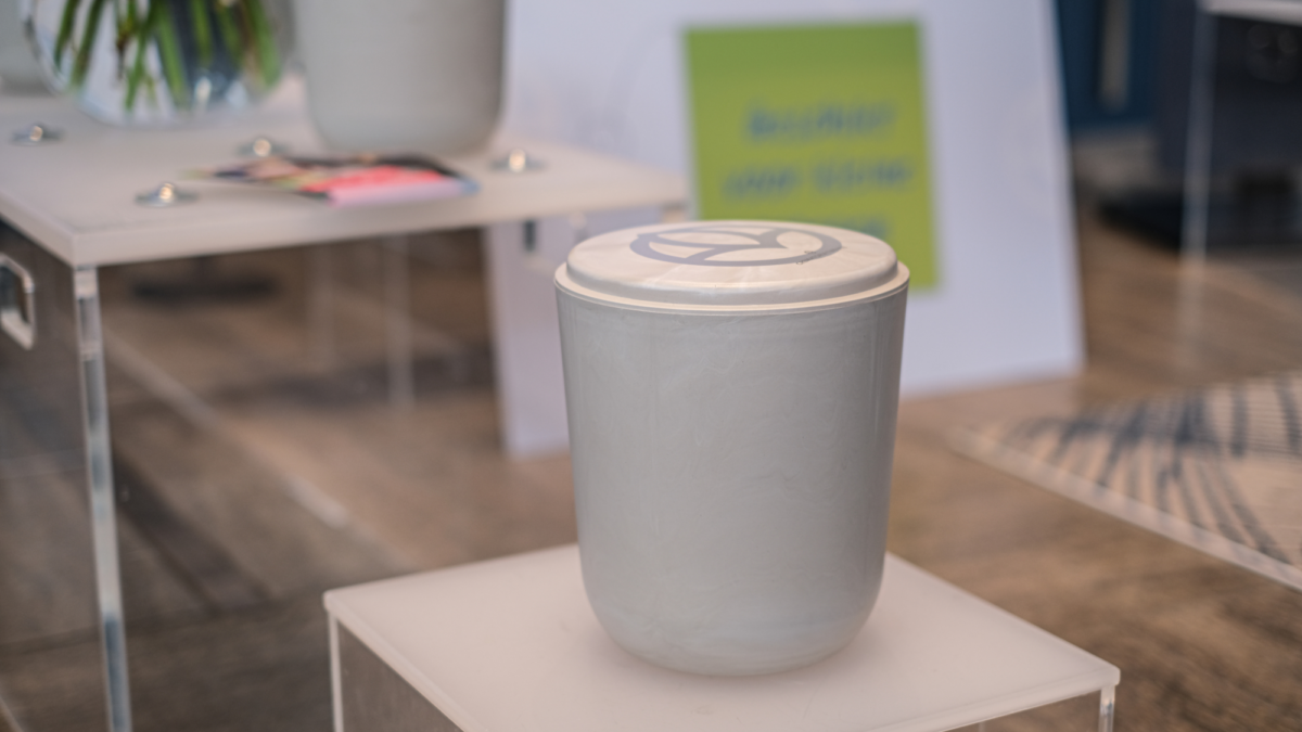 20250512 CREMATORIA TWENTE OCEAN URN 04