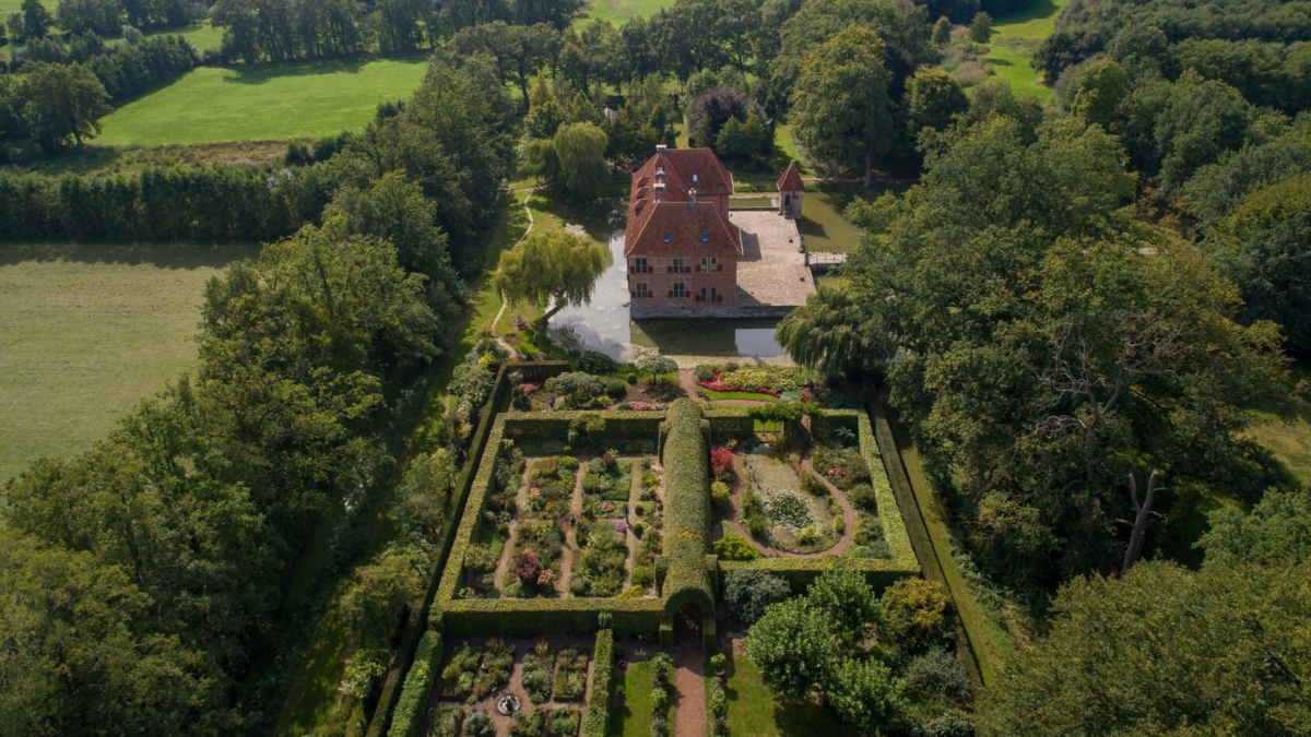 Huize Breckelenkamp vanuit de lucht