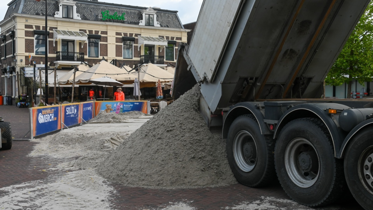Opbouw Almelo Beach