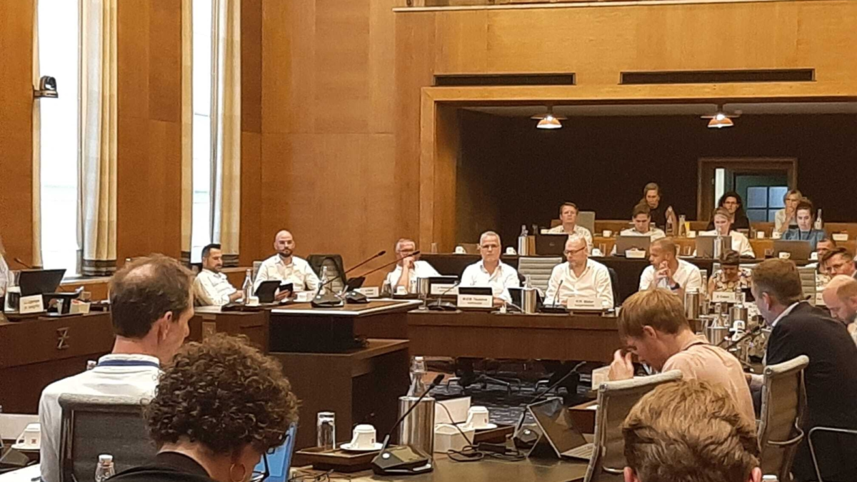 20250701 gemeentehuis stadhuis Enschede gemeenteraad