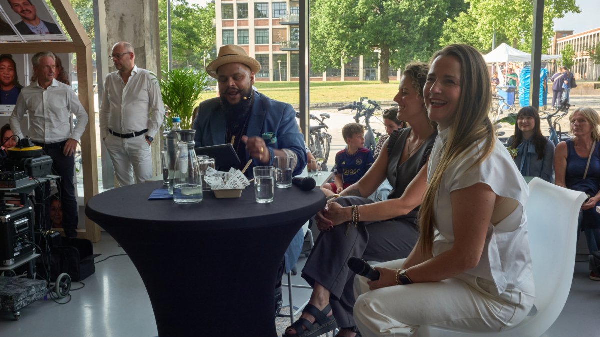 Ik ben Enschede - Brahma T. Ramsodit - Niki Kits-Polman - Annabel Jeuring - presentatie