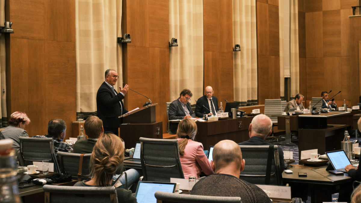 20250707 gemeenteraad Enschede c Ernst Bergboer