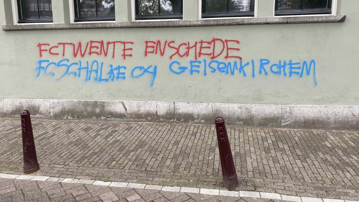 20250721 Enschede Jordaan ondergekliederd 03