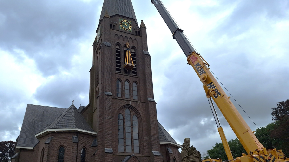 Saasveld Plechelmus Klok getakeld