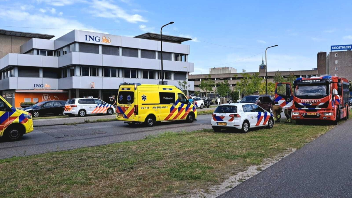 20250812 ongeluk Van Heekgarage Enschede News United Dennis Bakker