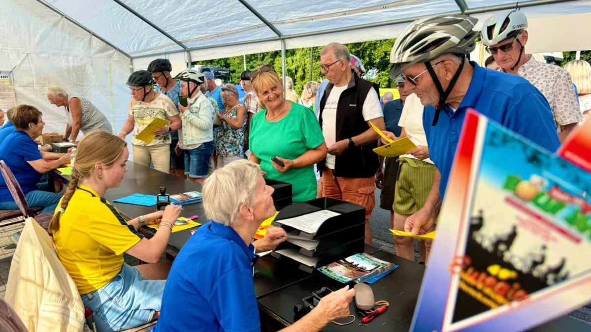 Fietsvierdaagse Debby Kok 01