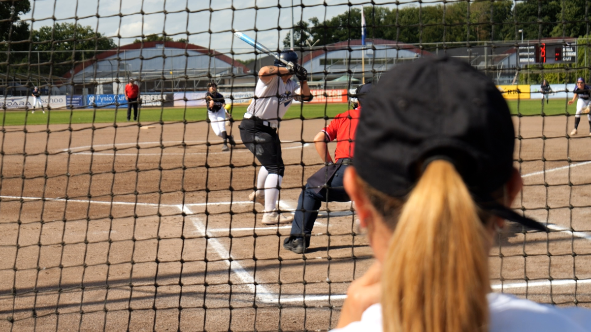 Speelsters3 REPORTAGE SOFTBAL STILL8