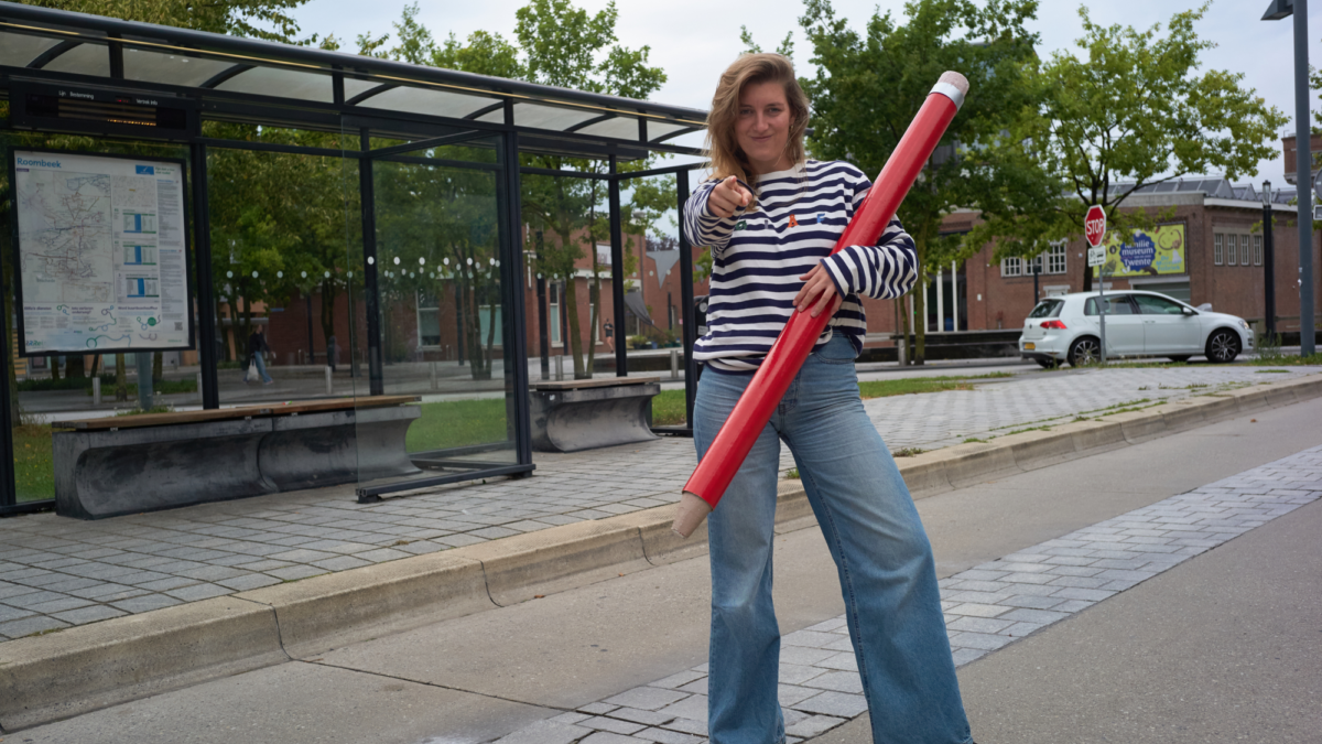 Kaya Minnegal - verkiezingen - potlood