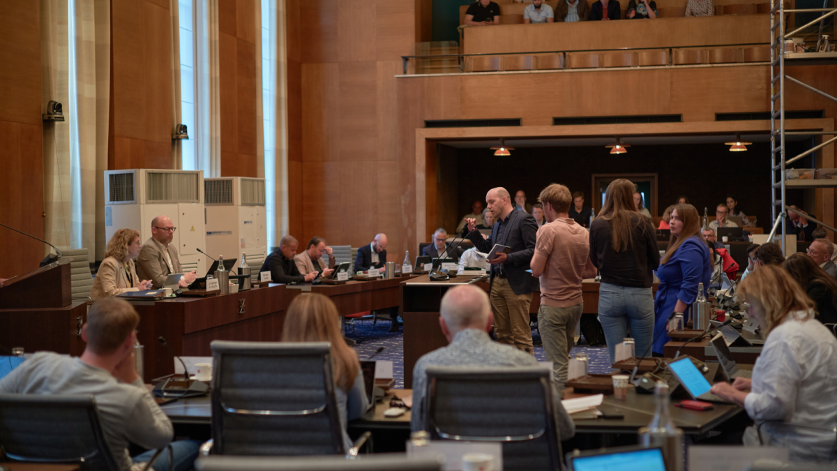 Raadszaal gemeenteraad c Ernst Bergboer