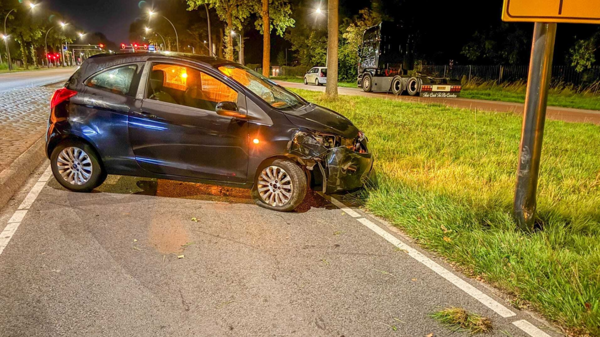 20250920 botsing lichtmast Enschede News United Dennis Bakker