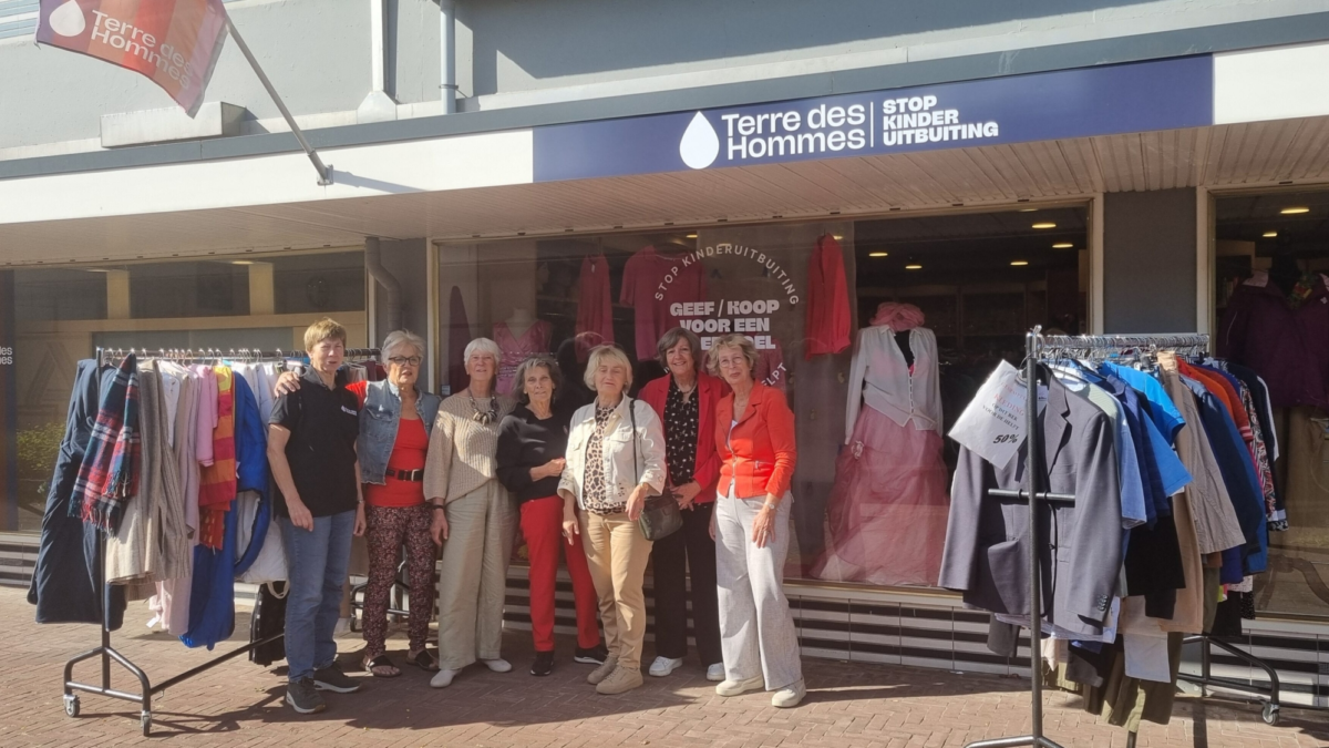Vrijwilligers van Terre des Hommes voor de vestiging in Hengelo