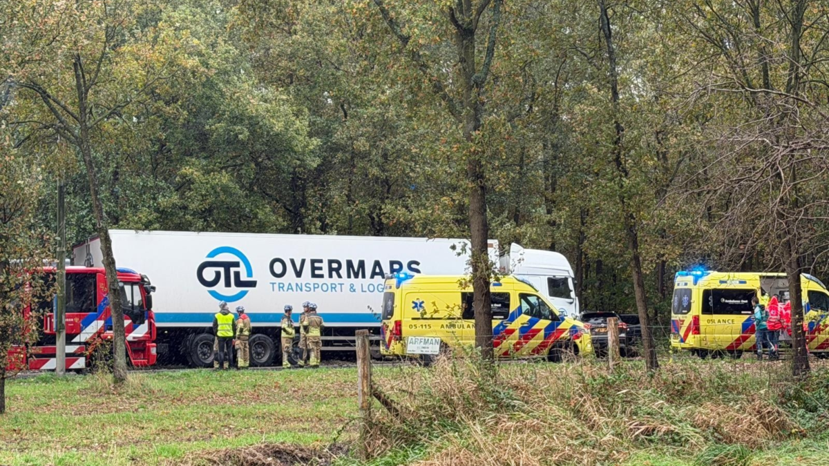 251028 ongeluk delden3