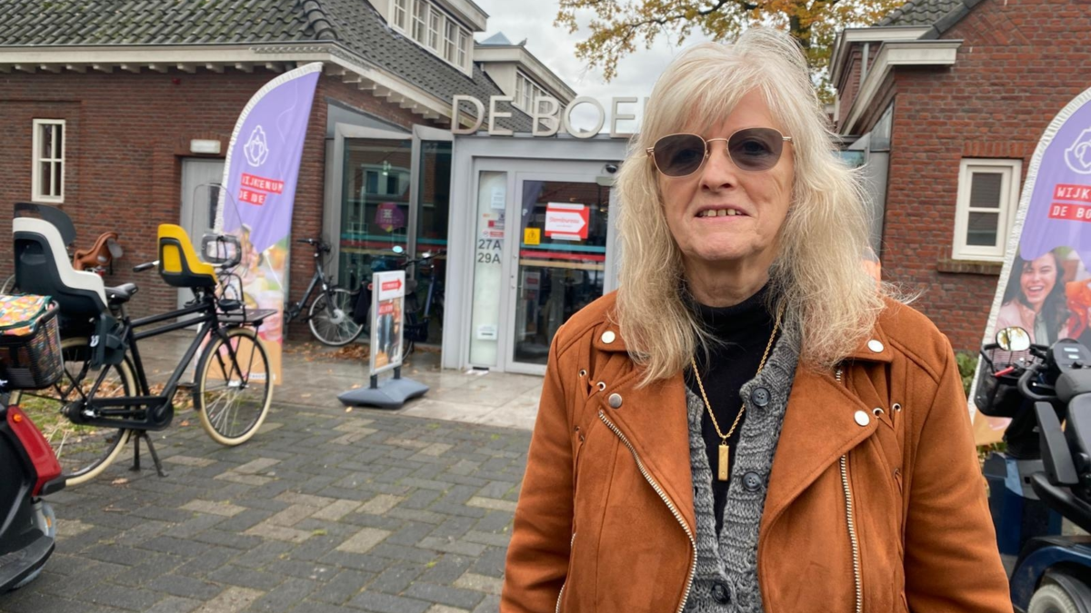 Femmie bij Wijkcentrum De Boei verkiezingsdag Niels Veurink