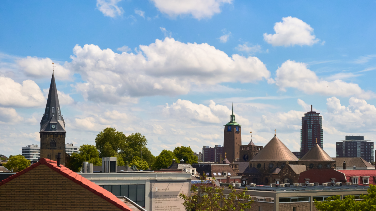Enschede - drie torens - Alphatoren - stadhuis - Grote Kerk