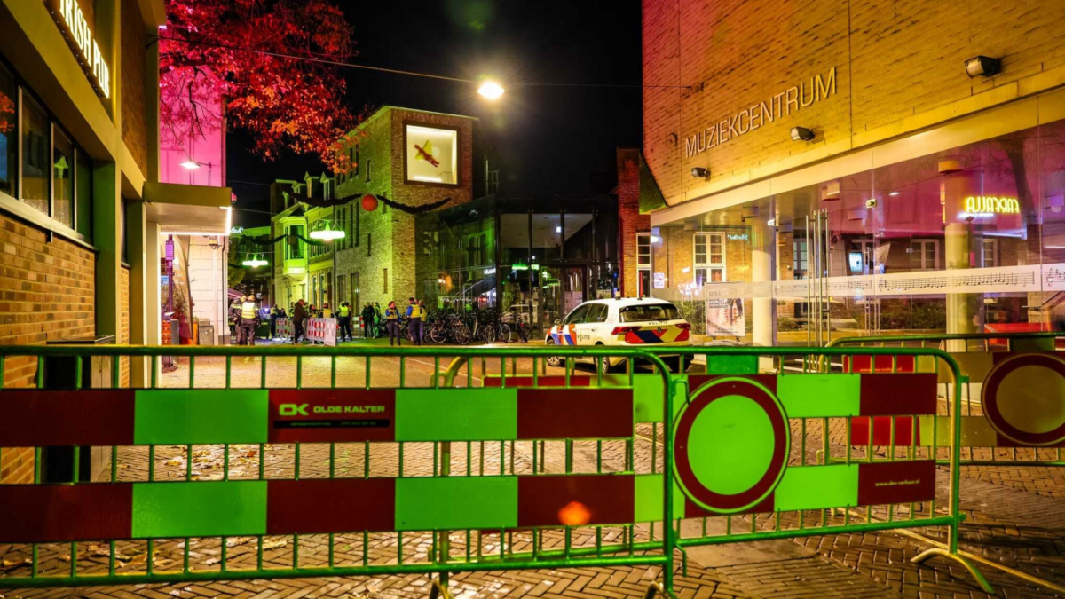 Fouilleeractie in Enschedese binnenstad News United Dennis Bakker