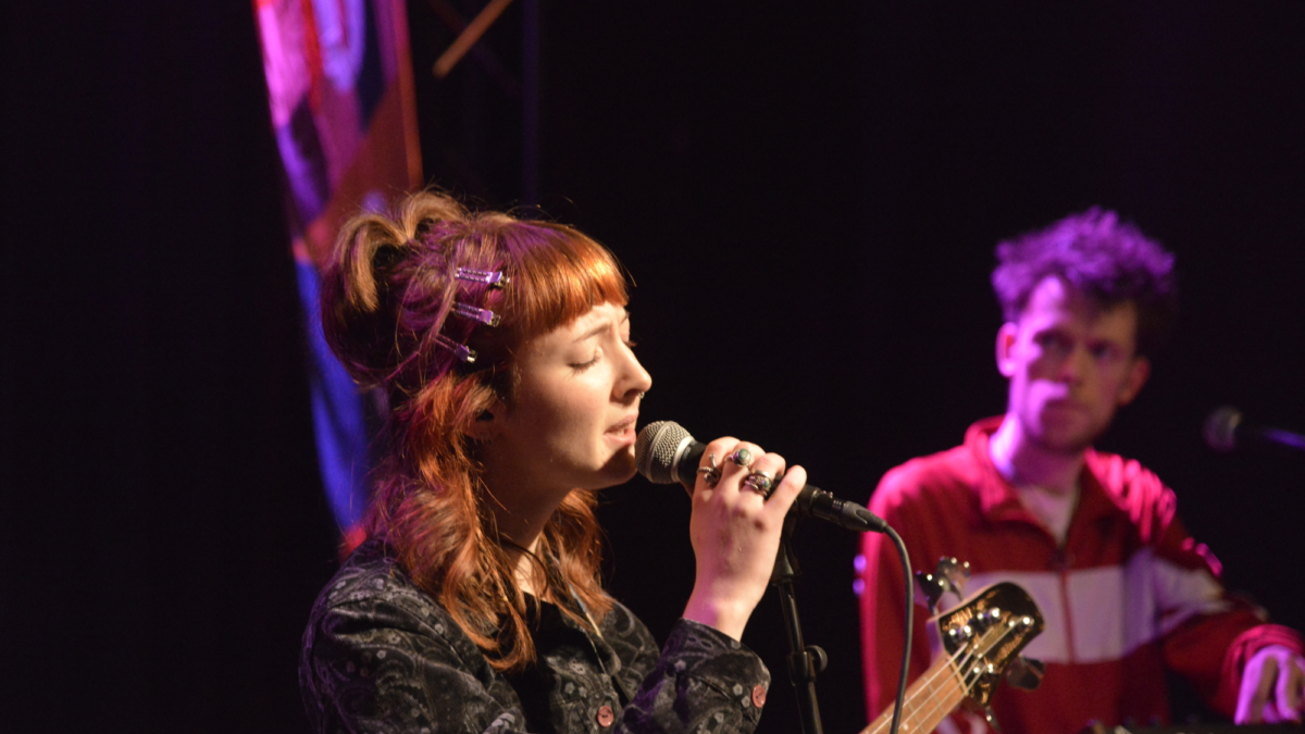 Nelles in het Muziekcafe voor Enschede 700 in Metropool 2