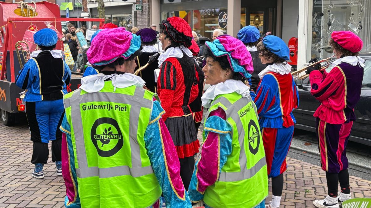 20251115 aankomst sinterklaas hengelo IMG 0316