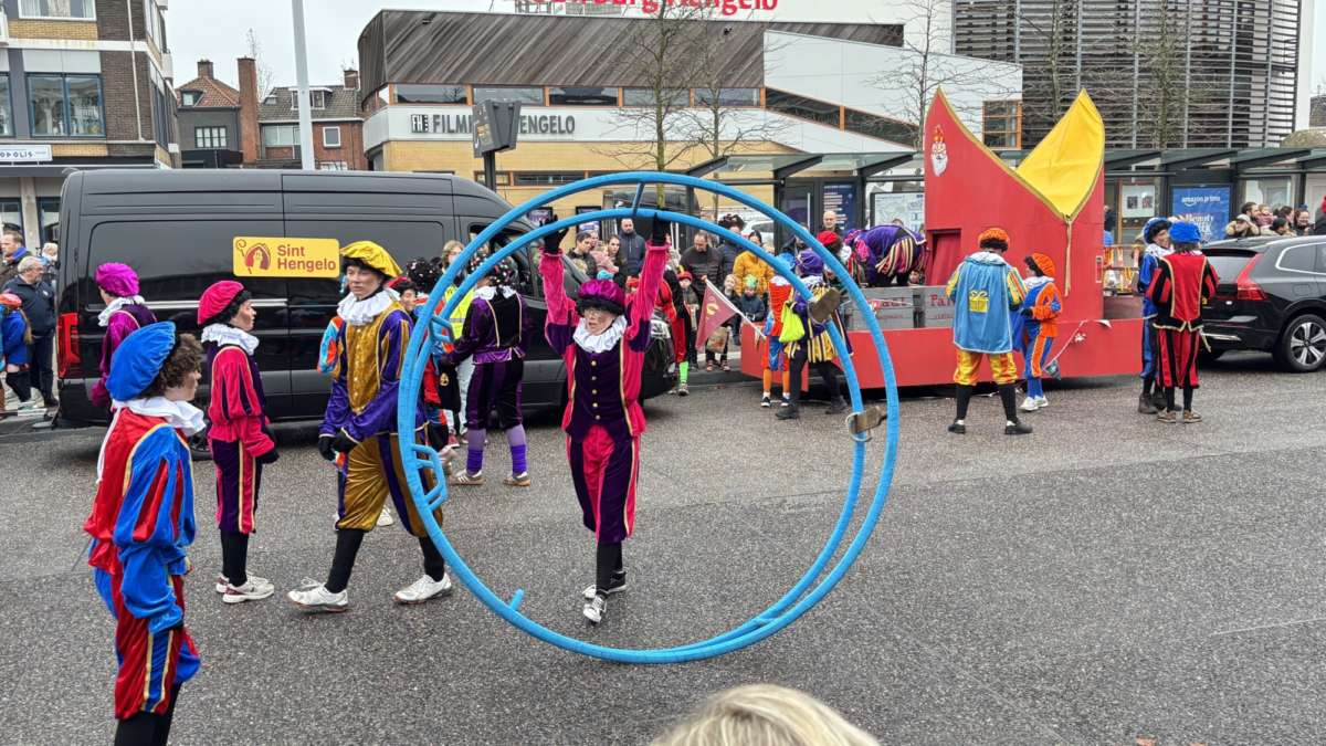 20251115 aankomst sinterklaas hengelo IMG 0245