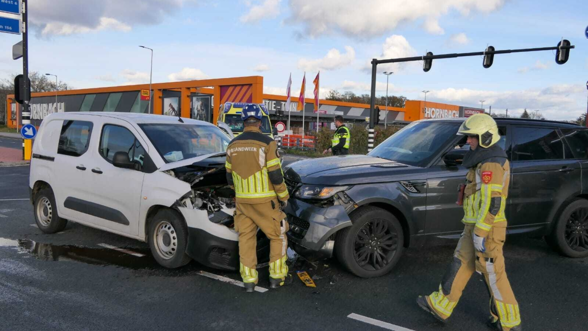 Ongeluk op Zuiderval A35 in Enschede News United Dennis Bakker