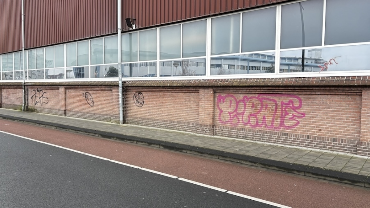 IMG 0535 graffiti kms terrein hengelo