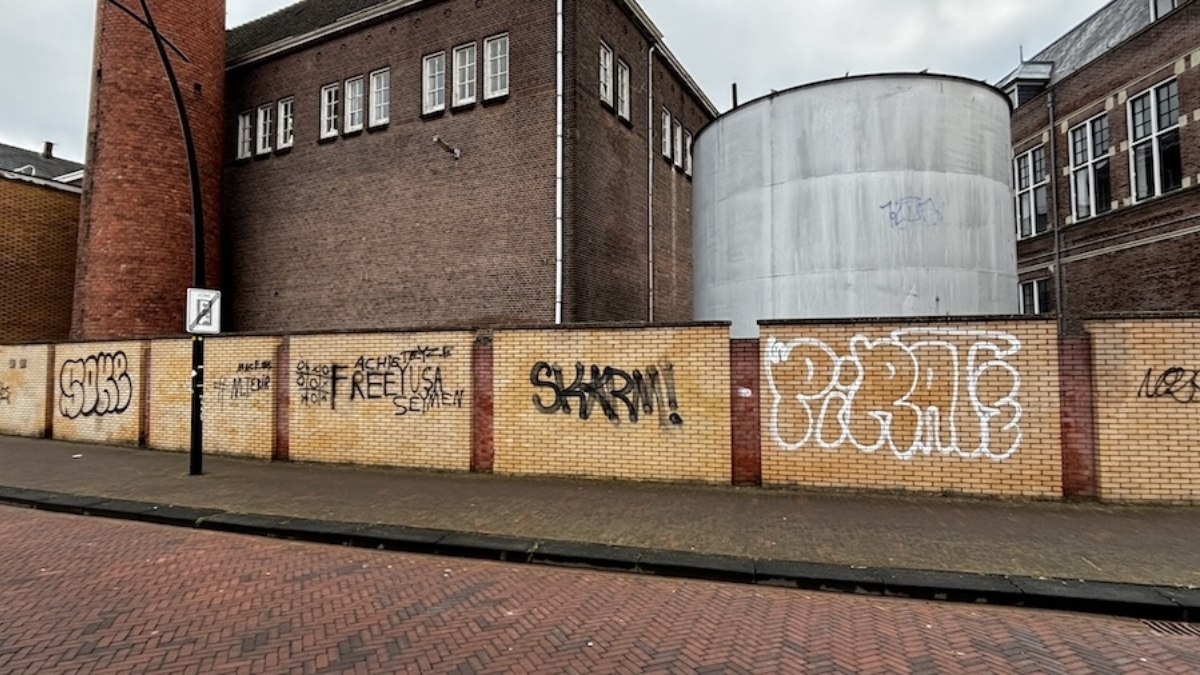 IMG 0541 graffiti kms terrein hengelo