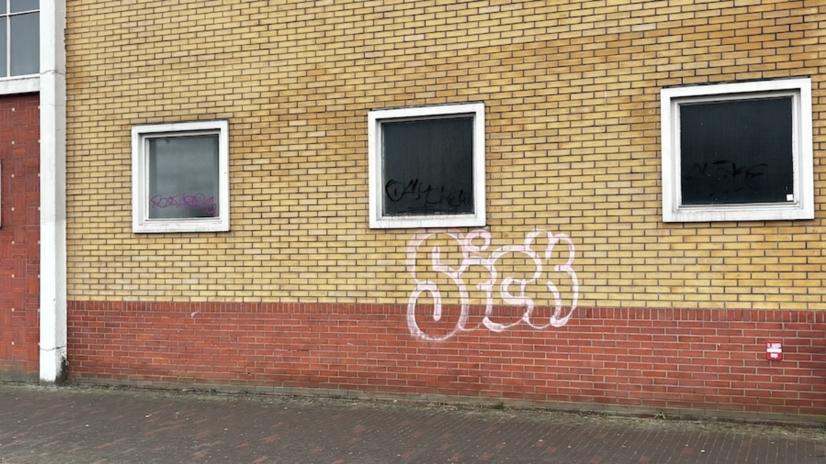 IMG 0529 graffiti kms terrein hengelo