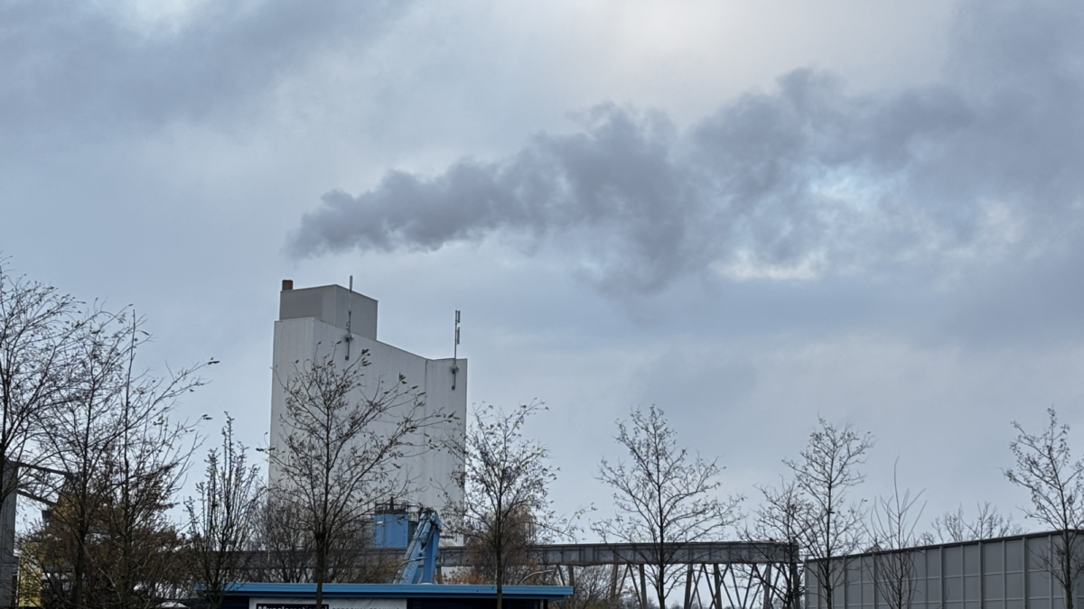 20251206 asfaltcentrale hengelo act uitstoot IMG 0542