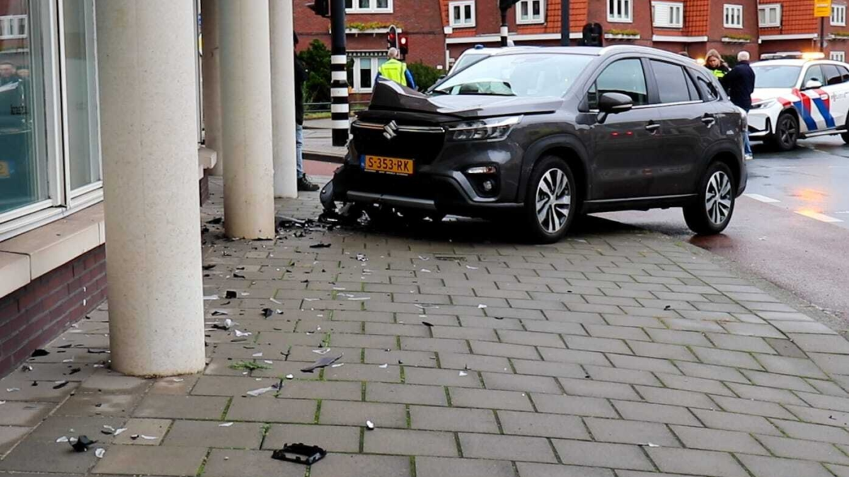 20251206 ongeluk Enschede News United Dennis Bakker