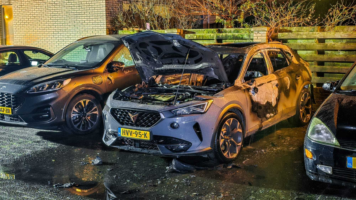 251208 autobrand hengelo 1