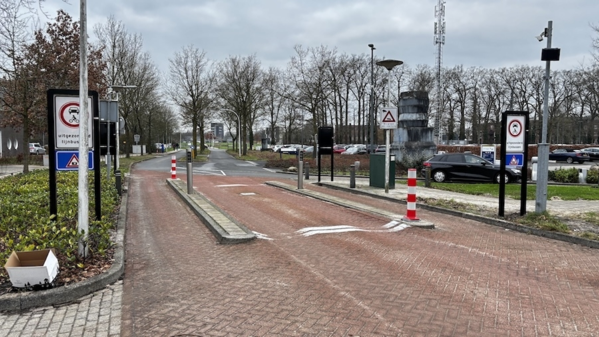 20251217 bussluis de sluis zgt aletta jacobslaan IMG 0858