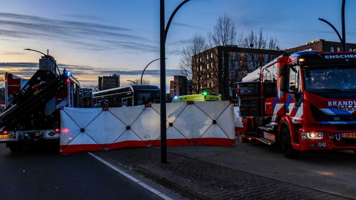 20251218 Ongeval Boulevard Bus auto News United 2