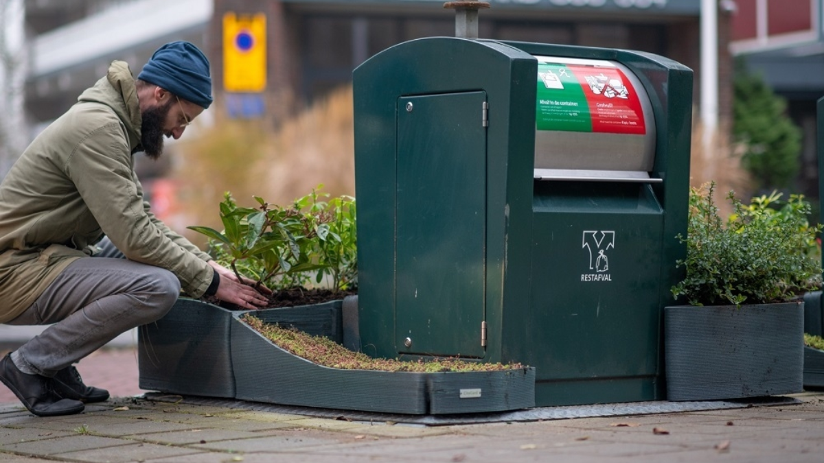City Gard containertuintje handen in de aarde Martin oprichter