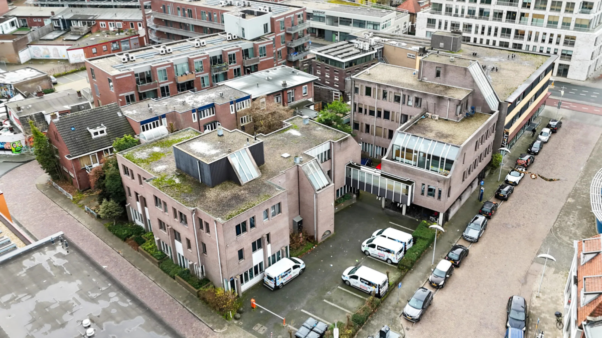 20251227 funda business luchtfoto voormalig mediant pand jb vastgoed advies 160 2160
