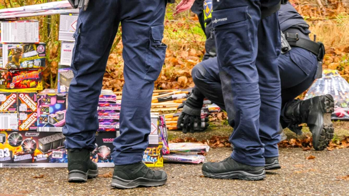 20251229 vuurwerk in beslag genomen knalhutteweg 01