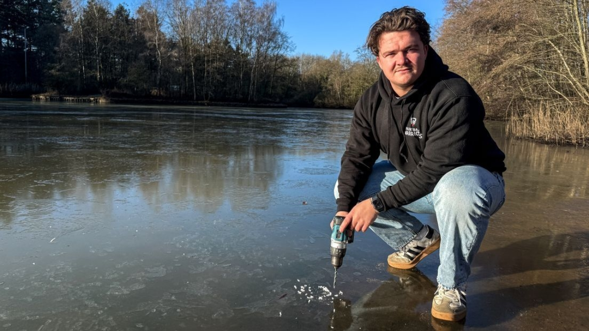 Nieuwjaarsduik Oldenzaal RTV Oost