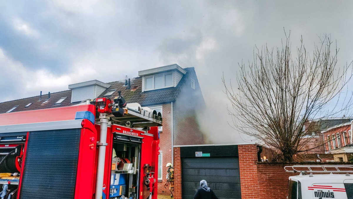 20251231 Brand bijgebouw Tweede Bothofdwarsstraat Enschede News United