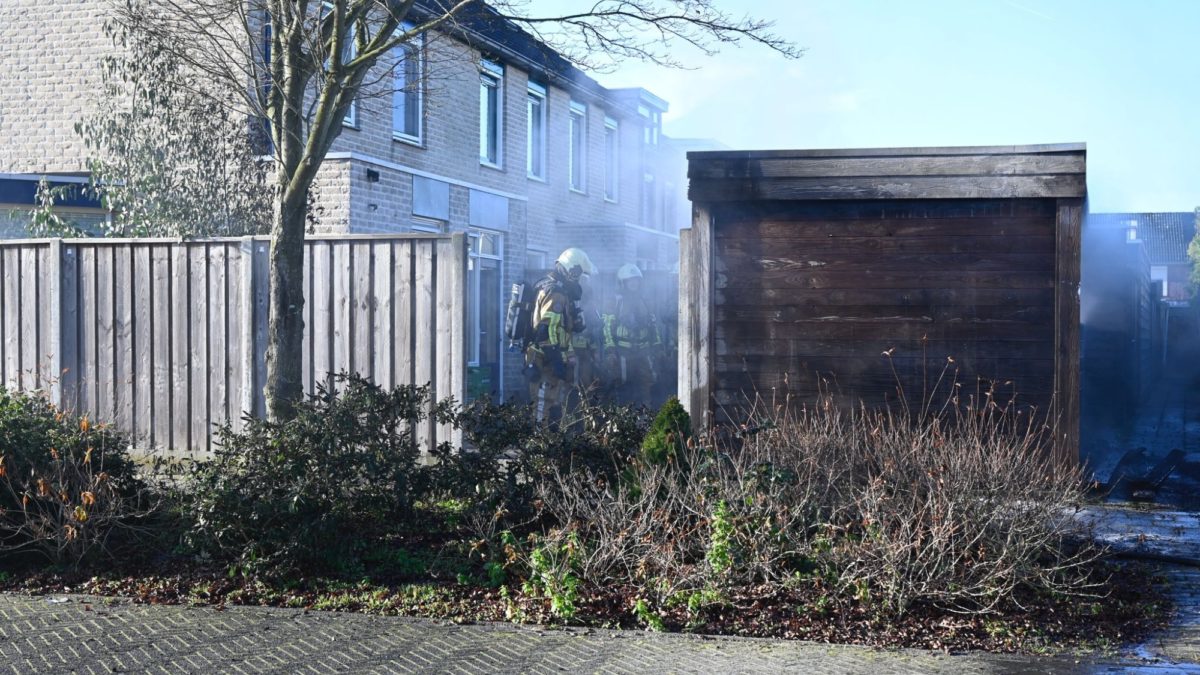 Foto 2 brand schuur De Reiger Almelo