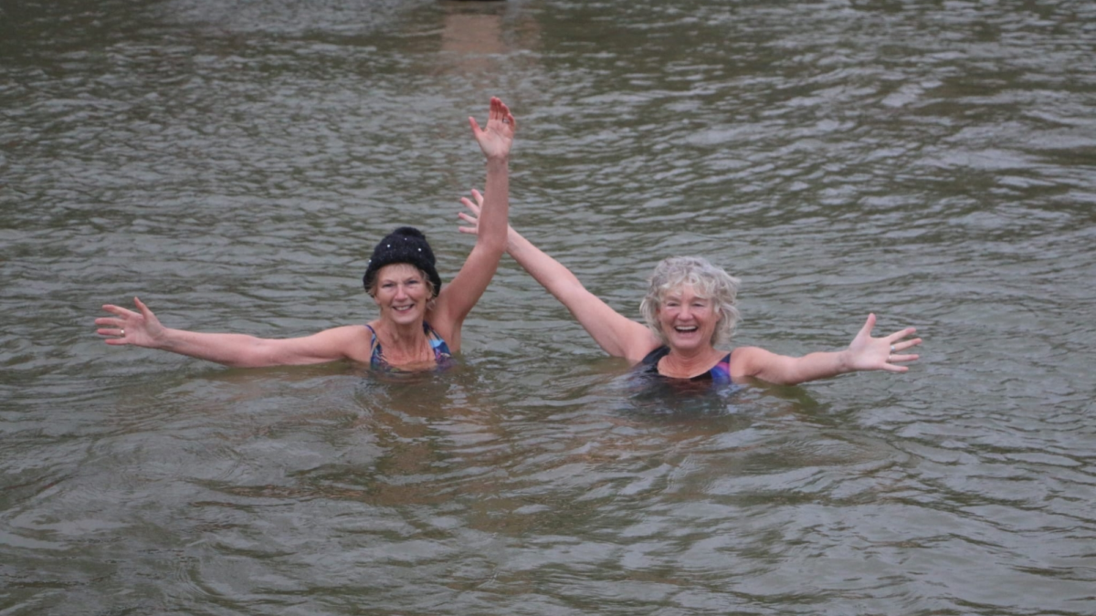 20260101 tuindorpbad nieuwjaarsduik foto news united rick olde nordkamp1