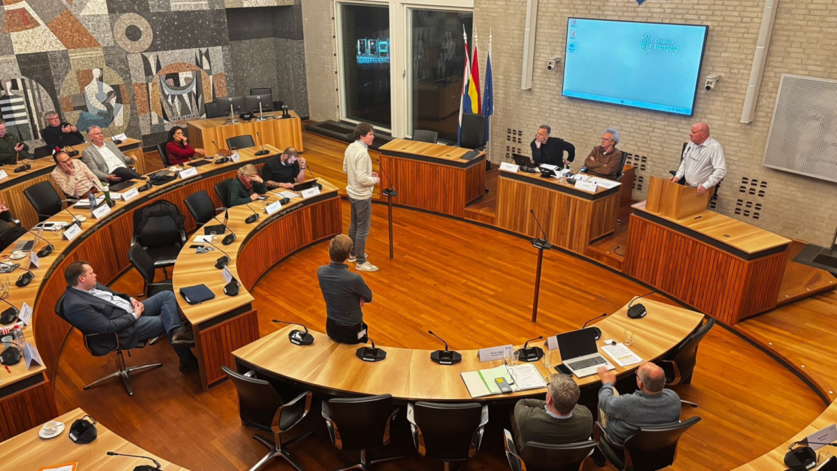 Foto raad afvaldebat