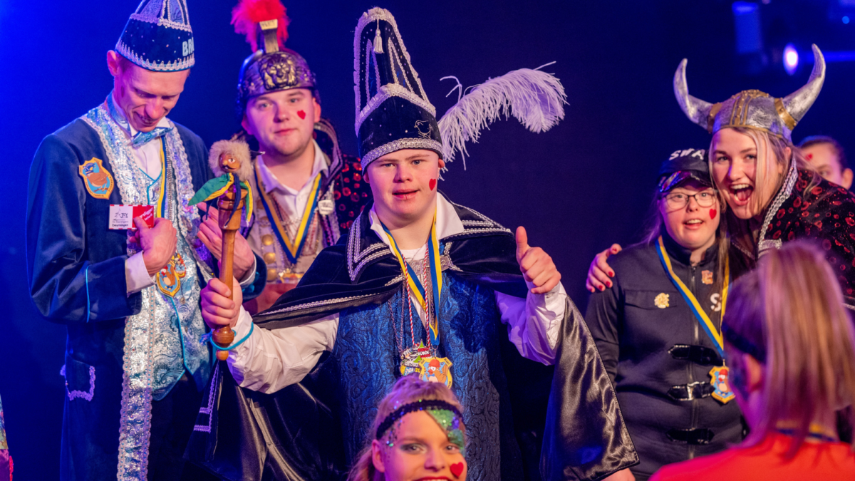 17 Onbeperkt Carnaval Dezefoto IMG 3621 Z632049