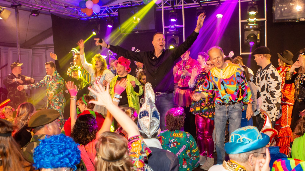 17 Onbeperkt Carnaval Dezefoto IMG 3621