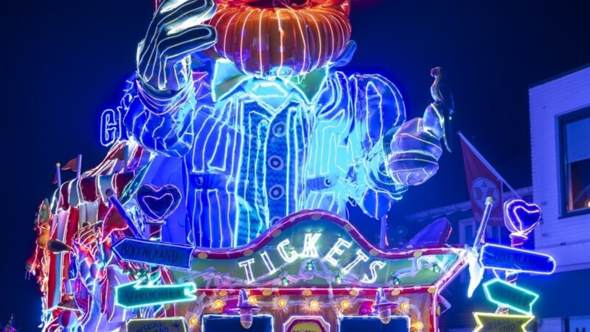 Verlichte praalwagens