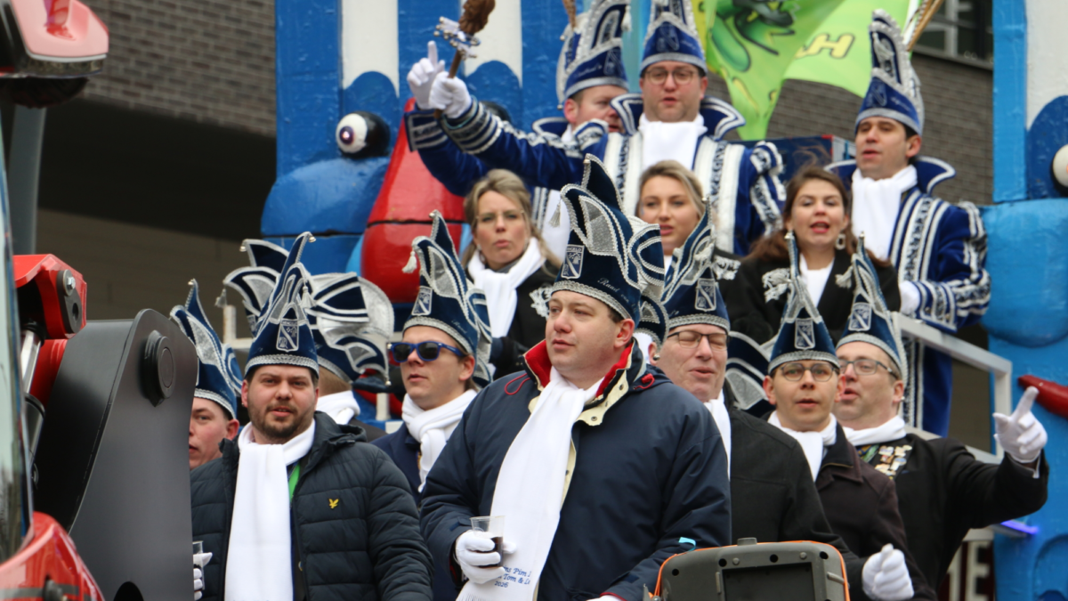 Optocht gezinsoptocht hengelo carnaval 2026 rick olde nordkamp 2